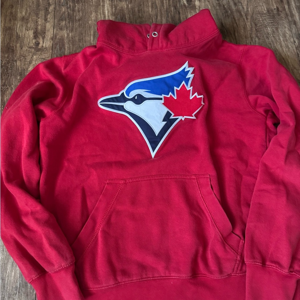 Genuine Merchandise Red Blue Jays Sweater